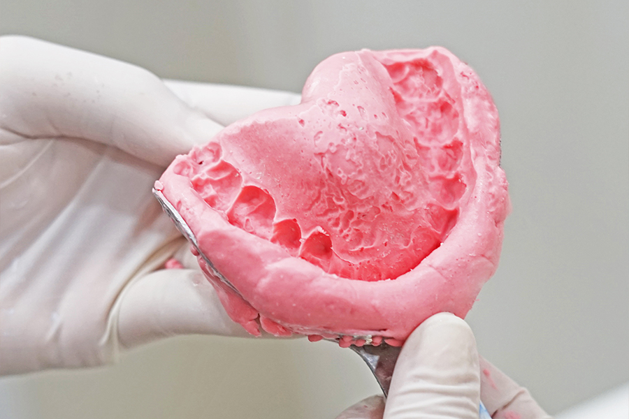 簡単な型を採る